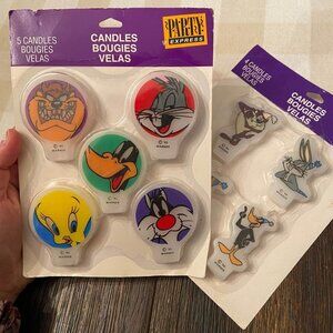 Vintage Looney Tunes Candle Set